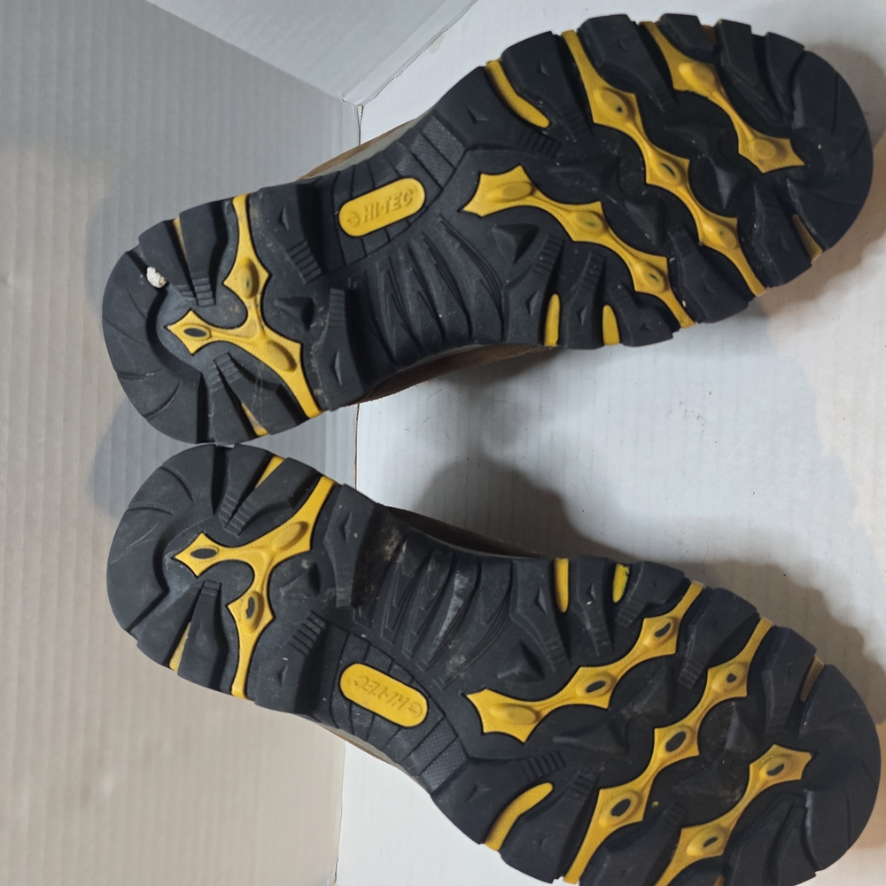 Black‎ and Yellow Rugged Outdoor Boots